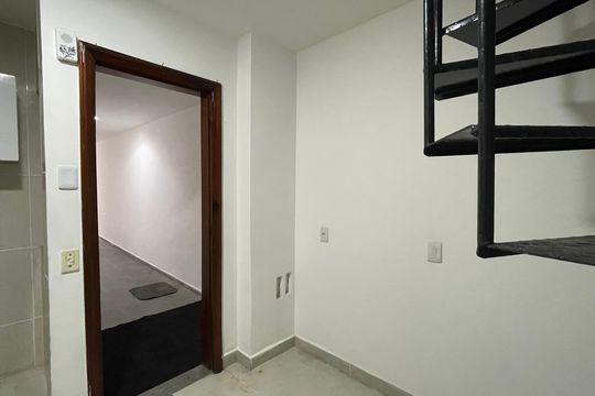Cozinha de kitnet/studio para alugar com 1 quarto, 10m² em Freguesia (ilha do Governador), Rio de Janeiro