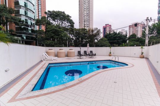Área comum - Piscina de apartamento à venda com 2 quartos, 140m² em Jardim Analia Franco, São Paulo