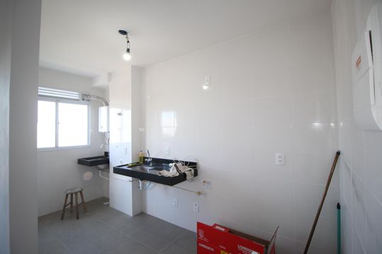 Cozinha de apartamento para alugar com 2 quartos, 60m² em Jardim Itu, Porto Alegre