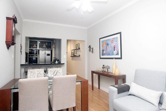 Sala de apartamento à venda com 3 quartos, 103m² em Centro Histórico, Porto Alegre