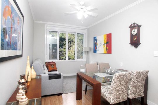 Sala de apartamento à venda com 3 quartos, 103m² em Centro Histórico, Porto Alegre