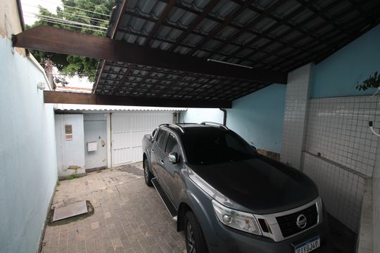 Garagem de casa à venda com 4 quartos, 125m² em Freguesia (jacarepaguá), Rio de Janeiro