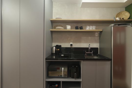 Cozinha de apartamento à venda com 1 quarto, 24m² em Chácara Klabin, São Paulo