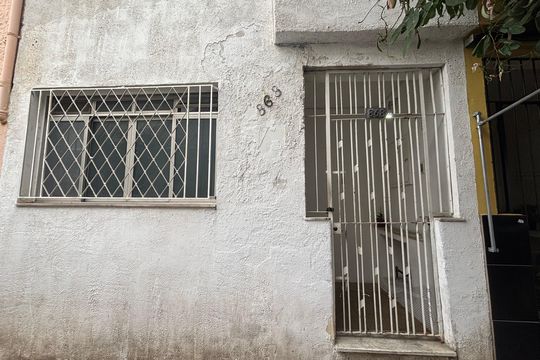 Fachada de casa à venda com 2 quartos, 120m² em Vila da Saúde, São Paulo