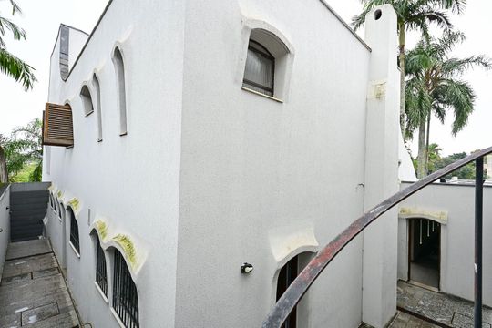 Lateral de casa à venda com 4 quartos, 1406m² em Jardim Guedala, São Paulo