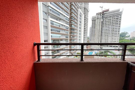 Varanda de kitnet/studio à venda com 1 quarto, 26m² em Butantã, São Paulo