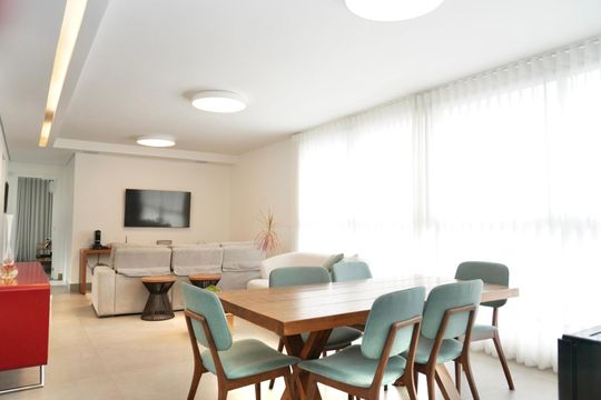 Sala  de apartamento à venda com 4 quartos, 143m² em Santo Agostinho, Belo Horizonte