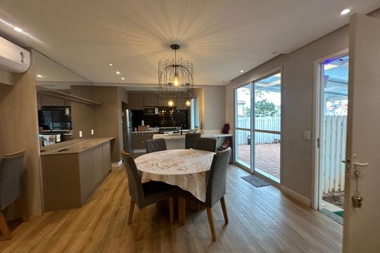 Sala de Jantar de casa de condomínio para alugar com 3 quartos, 147m² em Chácara do Solar Iii, Santana de Parnaíba