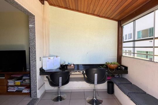 Sala de apartamento para alugar com 2 quartos, 92m² em Castelo, Belo Horizonte