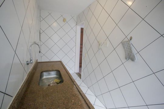 Cozinha de apartamento à venda com 2 quartos, 60m² em Taquara, Rio de Janeiro