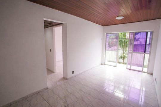 Apartamento à venda com 2 quartos, 60m² em Taquara, Rio de Janeiro