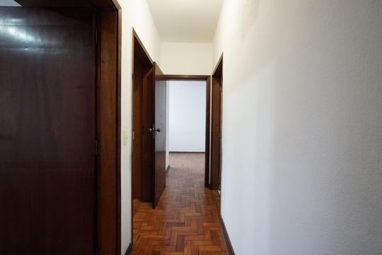 Corredor de apartamento à venda com 2 quartos, 71m² em Liberdade, São Paulo