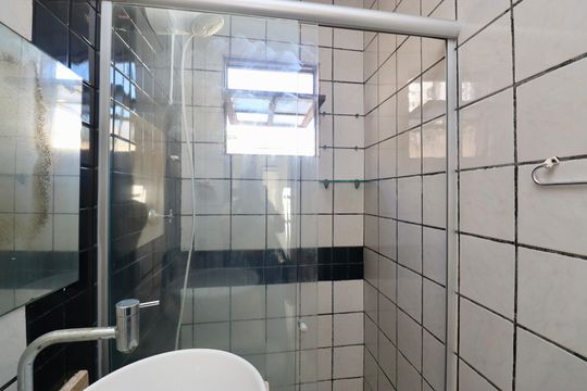 Suíte 4 de casa para alugar com 5 quartos, 350m² em Itapuã, Salvador