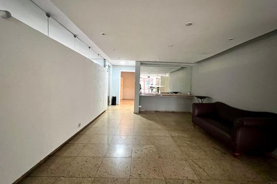 Hall de entrada de apartamento para alugar com 3 quartos, 107m² em Jardins, São Paulo