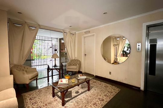 Hall de entrada de apartamento à venda com 3 quartos, 150m² em Jardim America, São Paulo