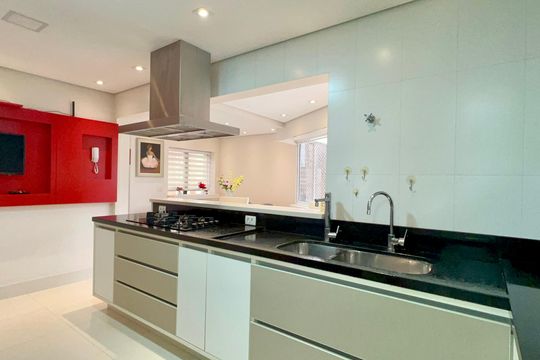 Cozinha de apartamento à venda com 3 quartos, 150m² em Jardim America, São Paulo