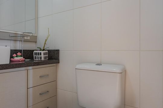 Banheiro de apartamento para alugar com 2 quartos, 81m² em Cristo Redentor, Porto Alegre