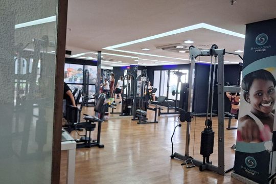 Academia de apartamento para alugar com 1 quarto, 50m² em Caminho das Árvores, Salvador
