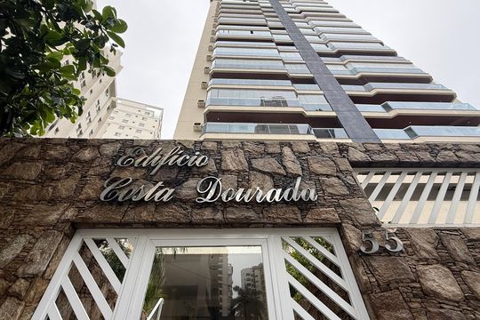 Fachada de apartamento para alugar com 3 quartos, 89m² em Jardim Las Palmas, Guarujá