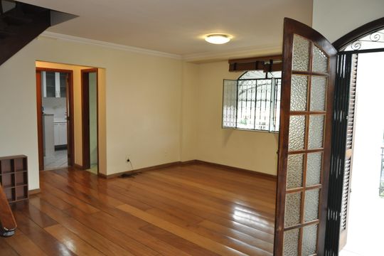 Casa à venda com 4 quartos, 146m² em Engenho de Dentro, Rio de Janeiro