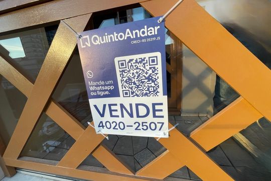 Placa Instalada em 04/06/2026 - Cod.VZOE-277 de apartamento à venda com 1 quarto, 52m² em Centro, São Leopoldo