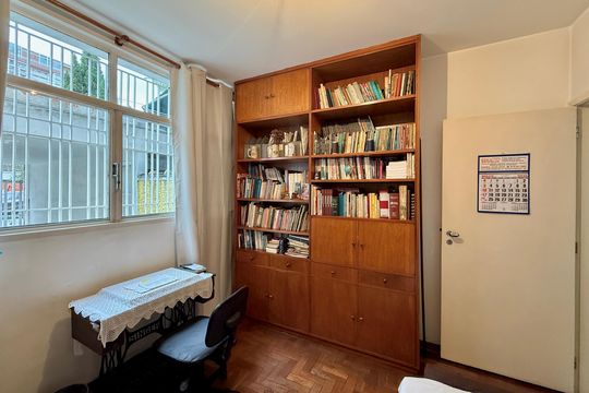 Escritório  de casa para alugar com 4 quartos, 267m² em Jardim das Acacias, São Paulo