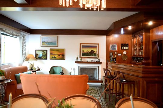 Casa para alugar com 4 quartos, 351m² em Sumaré, São Paulo