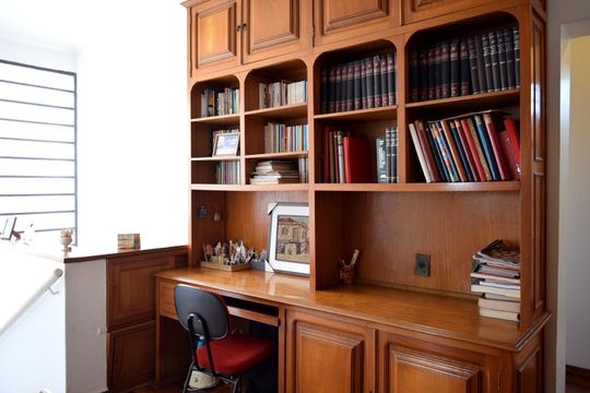 Hall pavimento superior de casa para alugar com 4 quartos, 351m² em Sumaré, São Paulo