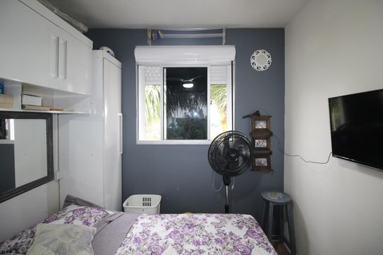 Quarto 1 de apartamento à venda com 2 quartos, 48m² em Morro Santana, Porto Alegre