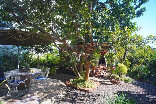 Área externa de casa à venda com 1 quarto, 70m² em Campestre, São Leopoldo
