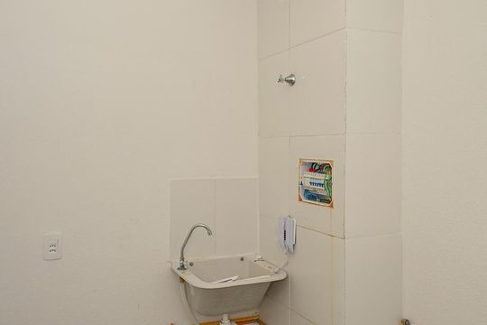 Área de Serviço  de apartamento para alugar com 2 quartos, 32m² em Vila Suzana, São Paulo