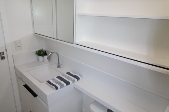 Banheiro de apartamento para alugar com 2 quartos, 54m² em Vila Maria, São José dos Campos