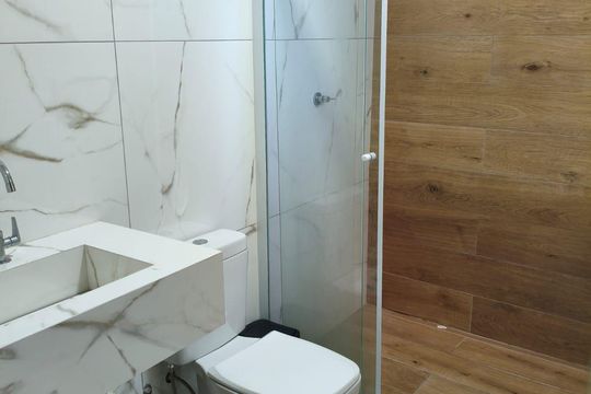 Banheiro de casa à venda com 4 quartos, 700m² em Vivenda, Jundiaí