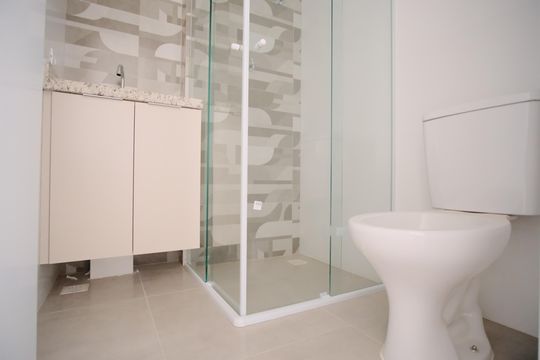Banheiro de apartamento à venda com 2 quartos, 44m² em Vila Gomes Cardim, São Paulo
