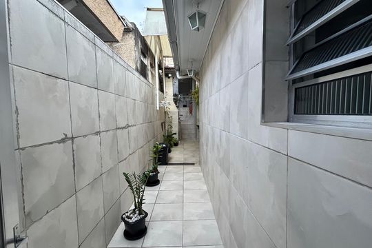 Quintal de casa à venda com 3 quartos, 120m² em Vila Campo Grande, São Paulo