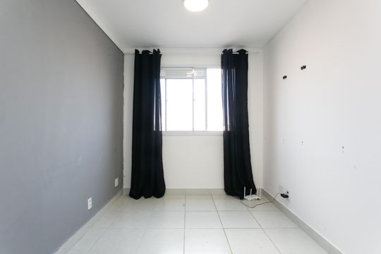 Sala de apartamento à venda com 2 quartos, 32m² em Vila Carmosina, São Paulo