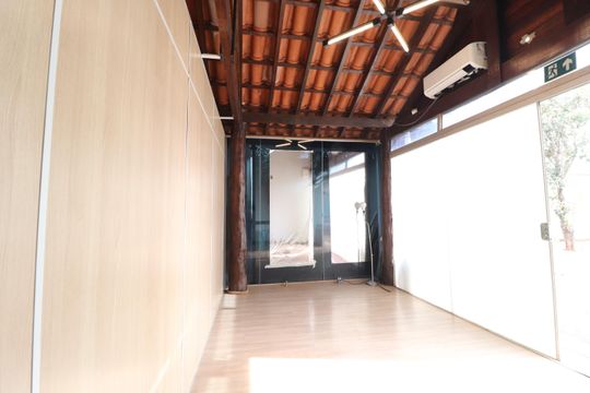 Depósito de casa para alugar com 3 quartos, 650m² em Jardim Karaíba, Uberlândia