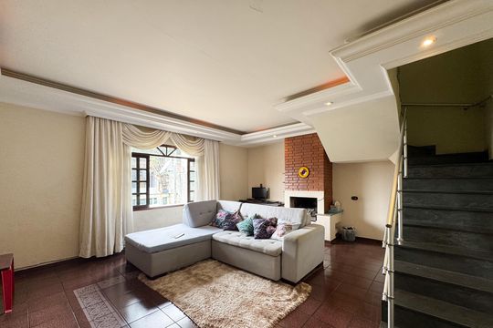Casa à venda com 4 quartos, 256m² em Parque Terra Nova Ii, São Bernardo do Campo