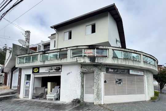 Fachada de casa à venda com 4 quartos, 256m² em Parque Terra Nova Ii, São Bernardo do Campo