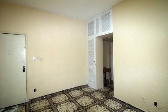 Sala de apartamento para alugar com 1 quarto, 45m² em Vigário Geral, Rio de Janeiro