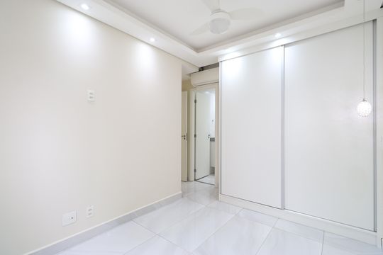 Suíte de apartamento à venda com 2 quartos, 60m² em Água Branca, São Paulo