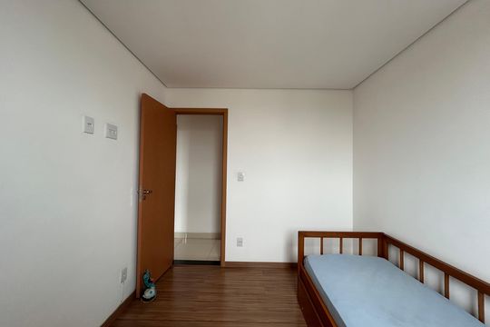 Quarto de apartamento para alugar com 3 quartos, 150m² em Serrano, Belo Horizonte