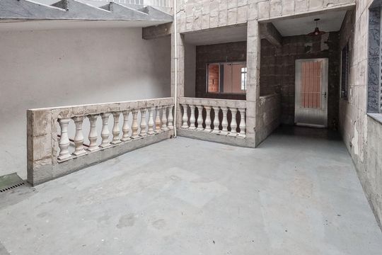 Casa à venda com 4 quartos, 450m² em Vila Souza, São Paulo