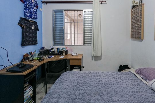 Casa à venda com 4 quartos, 450m² em Vila Souza, São Paulo
