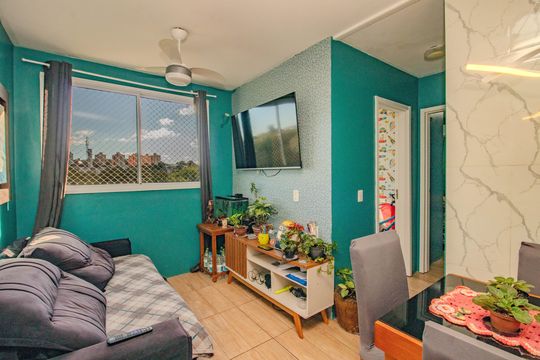 Apartamento à venda com 2 quartos, 44m² em Morro Santana, Porto Alegre