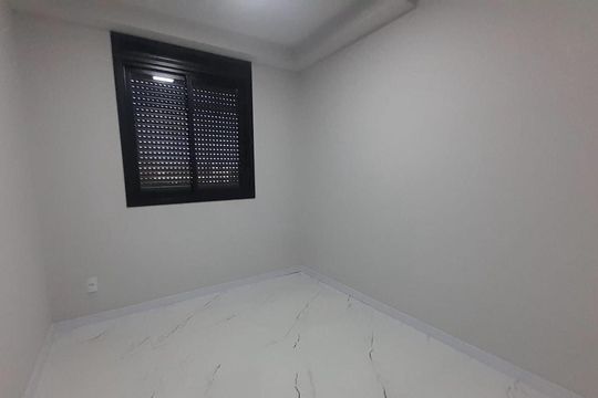 Quarto 1 de apartamento para alugar com 2 quartos, 56m² em Niterói, Canoas