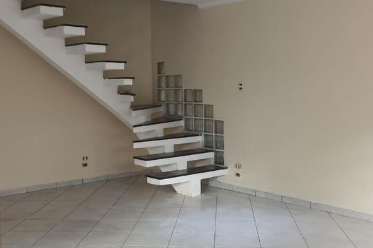 Sala de casa à venda com 4 quartos, 400m² em Jardim Anhembi, Barueri