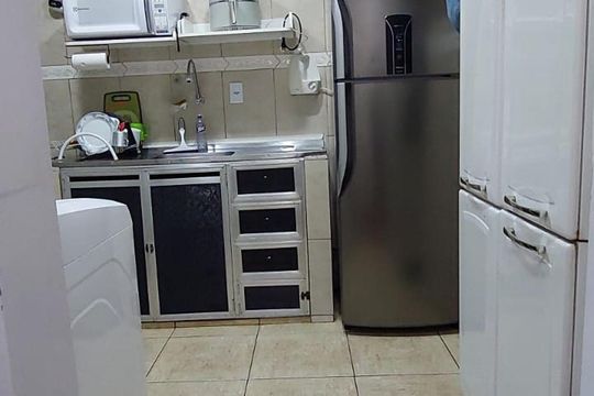 Cozinha de apartamento à venda com 2 quartos, 50m² em Jardim Sulacap, Rio de Janeiro