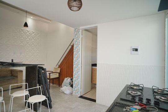 Cozinha de apartamento para alugar com 1 quarto, 27m² em Itaipuaçu, Maricá