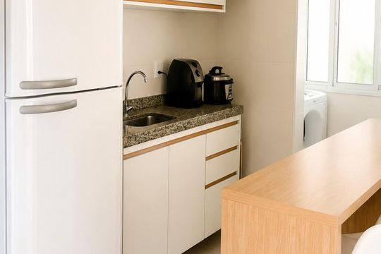 Cozinha de apartamento à venda com 2 quartos, 52m² em Jardim do Lago, Campinas